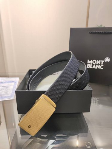 特 万宝龙 新款无缝自动腰带 宽度34Mm 精品钢扣，双面头层牛皮，手感柔软，真材实料 很有质感，时尚经典不失风范，长短可自行裁剪 ！