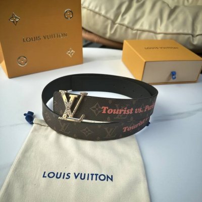 特 L0Uis Vuitt0N 今季新品 驢家原單腰帶 寬度40毫米 定制帆布面內襯進口小牛皮底 全新開模精鋼五金搭扣 雙面用 經久耐用 百搭款