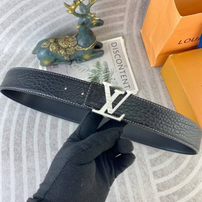 lv 特种皮腰带系列 ，原厂五金精品不锈钢扣，手感柔软舒适 宽3.8Cm。