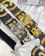 皮带：Versace.范思哲顶级复刻. 腰带：原单品质百分百头层牛皮，保证真皮。浮雕镂空间色工艺.真空电镀.永不掉色.24K纯钢扣纯手工3D彩绘图案双面可用专柜