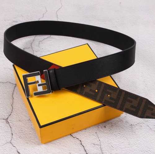 fendi 芬迪 宽38Mm 标志造型宽皮带。原版Ff双层扣，进口原版小牛皮制成。印有浮雕黑Ff 图案。镀金表面金属制品，品质保证。