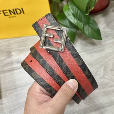 图片包装＋10 Fendi 芬迪 专柜同款 宽4.0Cm 双环正反用腰带 F按钉搭扣 黑色Cuoio Romano皮革材质 反面面料带有烟草黄和黑色Ff图案 黑