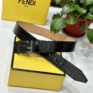 fendl 芬迪 宽40Mm双面原版小牛皮 搭配单钌钯电镀扣 完美的手感.油边 出众的设计.风格 高贵奢华 时尚大方 高清实拍 货真价实 品质保证 双面用