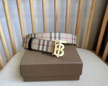 特 Burberrry 巴宝莉专柜同步上新精选品牌标志性London格纹 搭配平滑皮革内衬设计 宽:3.5Cm 精致优雅 简单大方 - 点击图像关闭