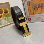 品名：爱马仕.HermèS 原单 材质：原单牛皮腰带 百分百头层牛皮腰带保证真皮，24K纯钢扣，专柜原单品质、做工精细，时尚大牌，送人自用首选 包装： 请认准如