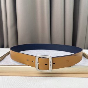 特P200 。男士Tf（汤尼.福特）牛皮。柔软细腻，百搭大方，宽3.8Cm 、 官网同步，纯铜五金，商务休闲！