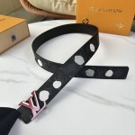 L0Uis Vuitt0N 今季新品 驢家原單腰帶 寬度40毫米 定制帆布面內襯進口小牛皮底 全新開模精鋼五金搭扣 雙面用 經久耐用 百搭款
