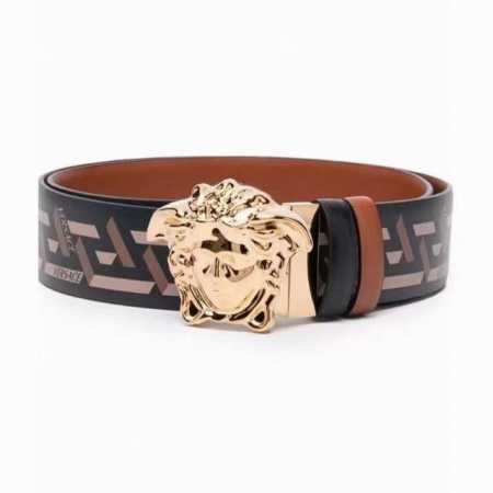 范思哲，宽4.0Cm，原单精品，3D美杜莎腰带扣-Barocco印花-材质，头层牛皮，此款光滑的Saffiano皮革腰带饰有Barocco印花。配有带3D美杜莎 - 点击图像关闭