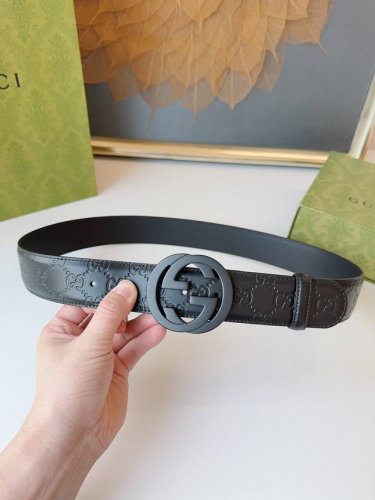 Gucci 经典全皮压花，专柜新版Logo横标，原版进口南非皮底，精品双G钢扣 高端品质，不惧对比，宽度：4.0Cm 代购版本 原单130