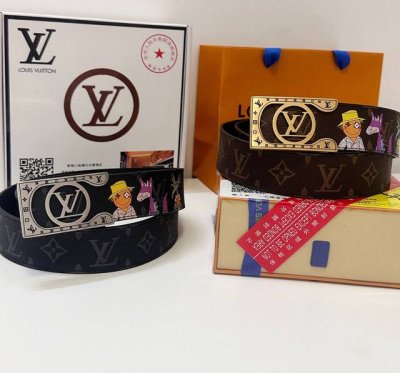 皮带：Lv.路易威登顶级复刻- 腰带：原单品质百分百进口原厂头层牛皮，保证真皮。雕花镂空设计工艺.真空电镀.永不掉色.24K纯钢扣头层小牛皮涂鸦手绘油画系列双面