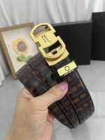 品名：万宝龙 Montblanc 自动带 材质：原单牛皮腰带 百分百头层牛皮腰带保证真皮，24K纯钢扣，专柜原单品质、做工精细，时尚大牌，送人自用首选 包装：