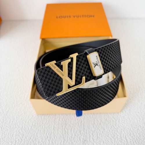 品名： Lv..路易..威登腰带皮带原单 型号：挂扣，经典纯钢材质挂扣，头层牛皮，图片实物拍摄 材料：头层牛皮，挂扣系列，纯钢材质扣头，钯镀电镀工艺永不掉色。原