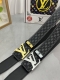 品名：Lv..路易..威登原单 材质：原单牛皮腰带 百分百头层牛皮腰带保证真皮，24K纯钢扣，专柜原单品质、做工精细，时尚大牌，送人自用首选 包装： 请认准如图