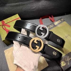 特 古奇 宽4.0Cm 每一季，品牌标识都会吐故纳新，于经典之中融入新意。在这款腰带上，尾部Gg标识以亮眼之姿生动呈现，与双G造型配件相得益彰