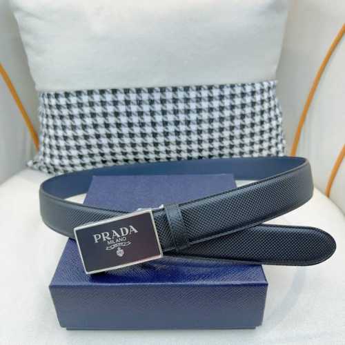 特 品牌：Prada 进口小牛皮，手感细腻柔软。搭配纯钢精品扣，内穿式自动扣男士必备！宽度：3.5Cm