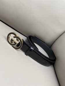 3.0宽度 亮色热压进口开边珠皮G品牌创作总监Sabato De Sarno匠心打造全新Gg Milano系列，向米兰这座富有活力的都市致敬。Gg Milano