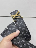 Lv.路易威登 全套包装 宽度 40Mm宽度 正品一体铸造五金钢扣 原厂皮料 双面原厂定制进口面料 可送礼自用不错选择
