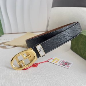 品名：古奇.Gu...Cci 腰带自动带 皮带 型号：自动扣，纯钢材质自动扣，自动带身，尾部外穿款 材料：百分百头层牛皮，保证真皮。24K纯钢扣专柜同等质量，