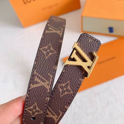 配全套包装礼盒女款 Lv 驴牌：经典单原品质，搭配经专典柜扣宽度2.0，高端大氣，头层牛皮，欢迎砸单、