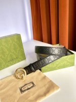 特 Gucci 古奇 Signature腰带 热压大花3.8宽度触感厚实，印花图案清晰分明。