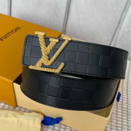 驢家新品 寬度40Mm 原單新品 專櫃在售男士腰帶 全新工藝壓格子文襯托小牛皮底 搭配經典鍍鈀字母扣 雙面可用 多色選 - 点击图像关闭