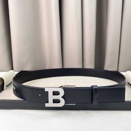 特P180。 Bally (巴利) 专柜同款 Shiff 35毫米，款式经典。精心设计的金属搭扣，经典亮眼的条纹，时尚又年轻，百搭款式！