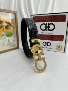 品名：菲拉格幕 原单 材质：原单牛皮腰带 百分百头层牛皮腰带保证真皮，24K纯钢扣，专柜原单品质、做工精细，时尚大牌，送人自用首选 包装： 请认准如图专柜包装赠
