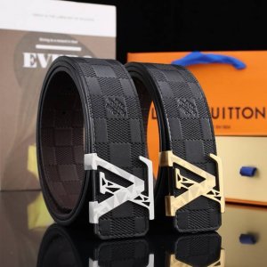 路易威登冲孔秘原单高端品质专柜官网同步宽度3.8冲孔精美扣头意大利进口头层原版花纹纹理消晰真实感超强打造全新的视觉3D郊果高档客户入手送礼自用佳品 长度100一