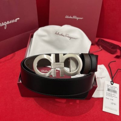 Ferragamo 菲拉格慕 雙面意大利進口原廠黑配全新精品镀钯搭扣 寬度35毫米 雙面可用 該皮帶可調節 且能根據需要裁剪達到修身效果