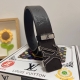 品名：Lv..路易..威登 材质：原单牛皮腰带 百分百头层牛皮腰带保证真皮，24K纯钢扣，专柜原单品质、做工精细，时尚大牌，送人自用首选 包装： 请认准如图专柜