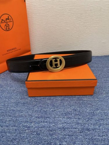 特 爱马仕Hermes 原单爱马仕，宽3.8Cm进口原版皮带身，精品电镀五金 ！