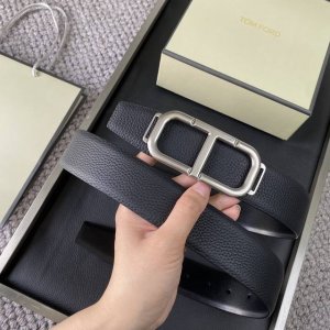 Tom Ford 汤姆福特。新品高端双面小牛皮，简约商务男士腰带，4.0Cm宽，双面使用，配原版包装