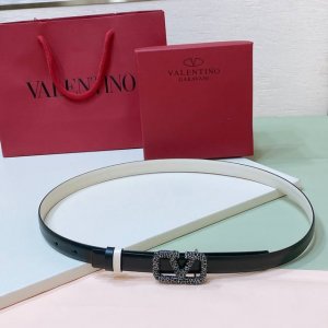 Valentino Garavani Vlogo Signature 可双面佩戴水钻 亮面小牛皮腰带 -Vlogo Signature搭扣，饰以水钻 -亮面小牛