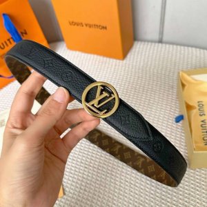 原版包裝 L0Uis Vuitt0N 今季新品 女士原單腰帶 寬度30毫米 經典小花Pvc面搭配荔枝紋牛皮壓花 搭配新型字母搭扣 可雙面佩戴 百搭款