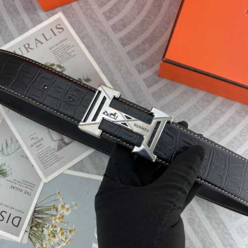 Hermes爱马仕 男士双面皮腰带38Mm 双面进口花纹皮压制。可双面使用 专柜走线 搭配新款扣