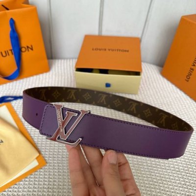 特 寬：40Mm 驢家 寬度40Mm Ss今季專櫃在售新品男款 進口訂製帆布面料 襯托意大利進口柔軟純色小牛皮底 精緻的亮面搭扣裝飾有與皮帶身相呼應的小皮飾 印