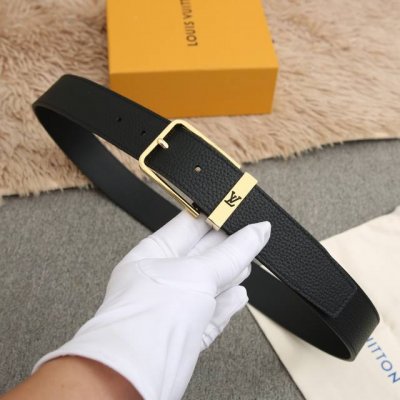 配全套包装礼盒 lv 35Cm Vendome 腰带进口牛皮 勾勒流畅线条 流露沉稳商务格调 金属搭扣闪烁莹润光泽 Lv 字母铭纹标注品牌身份 休闲 大气 时尚