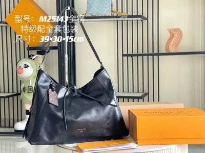 163 芯片 特级配全套包装 特级全钢五金 原厂皮 M25143 黑色 皮料是意大利A级皮料是在于品质、五金、面料、手工、油边、A级出品、图片跟产品一致丶配全套