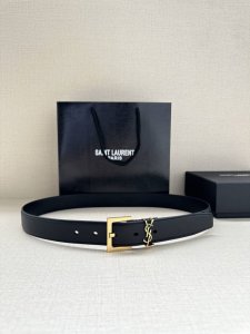 宽度3.0Cm Saint Laurent圣罗兰Ysl Monogram 荔枝纹压印皮革方扣窄腰带黑色女款