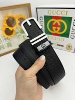 品名：古奇.Gu...Ci 原单 材质：原单牛皮腰带 专柜原单品质、做工精细，时尚大牌，送人自用首选 包装： 请认准如图专柜包装赠送打孔器手提袋专柜礼盒宽度3.