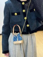 配链条新品 Micro Noe 包饰 斜挎Mini包包钥匙扣 Louis Vuitton 路易威登Lv迷你牛仔水桶包挂件钥匙扣 可放蓝牙耳机 口红 本款Micr