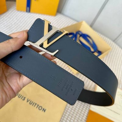 原版包裝 L0Uis Vuitt0N 專櫃最新升級版本 寬度40Mm 原廠荔枝紋面内衬進口柔軟小牛皮底 搭配新型字母搭扣 百搭易襯！