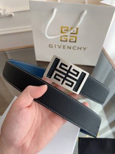 特 纪梵希 原单货品，宽度3.8Cm 双面头层Togo荔枝纹，柔软皮料。 双面可用，精细做工，品质好货。 扣头：不锈钢扣 金色 银色 码数：100-125Cm
