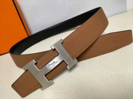 Hermes.爱马仕 官网同步 宽度38Mm 原版荔枝搭带身搭配原版精品钢扣，男装的经典搭配，可双面使用完美配饰！ - 点击图像关闭