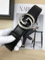 配送专柜全套礼盒包装 古驰 原单头层牛皮荔枝纹面 内衬头层小牛皮底 搭配互扣式G带扣深受品牌辉煌的70年代经典设计所影响 得以重新诠释 原厂皮料定制 专柜宽度3