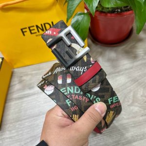 fendi 芬迪 专柜同款 宽4.0Cm 双环正反两面用腰带 Ff按钉搭扣 红色Cuoio Romano皮革材质 反面棕色Ff帆布 饰有拼色Fendilicio