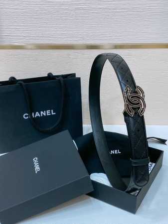chanel 24C 树脂黑 与 白 水钻金色金属 Logo搭扣 黄铜金属进口羊皮带身 手感柔软 细腻 3.0Cm - 点击图像关闭
