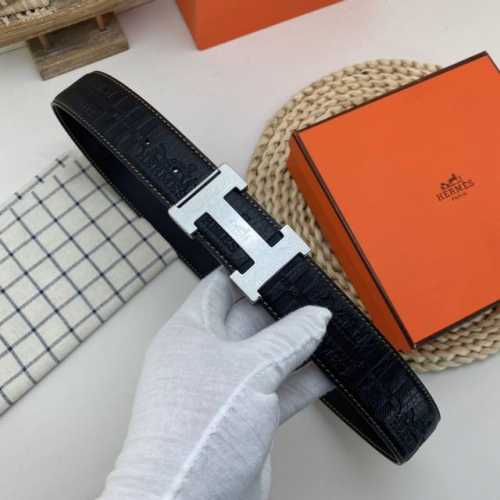 爱马仕 特种皮腰带系列 ，原厂五金精品不锈钢扣 手感柔软舒适 宽3.8Cm。