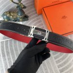 爱马仕 特种皮腰带系列 ，原厂五金精品不锈钢扣，手感柔软舒适 宽3.8Cm。