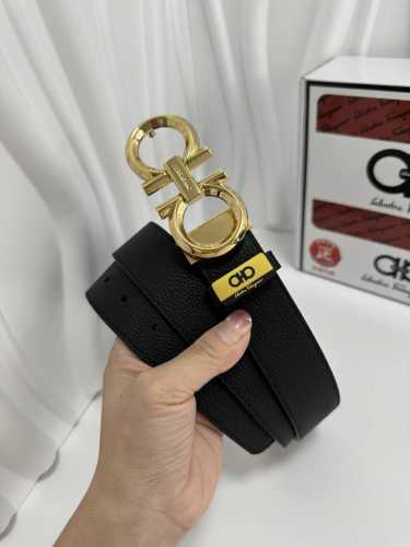 品名：菲拉格幕 原单 材质：原单牛皮腰带 百分百头层牛皮腰带保证真皮，24K纯钢扣，专柜原单品质、做工精细，时尚大牌，送人自用首选 包装： 请认准如图专柜包装赠